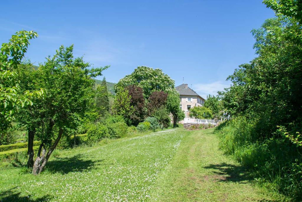 Domaine Du Vern Saint-Affrique Exterior photo